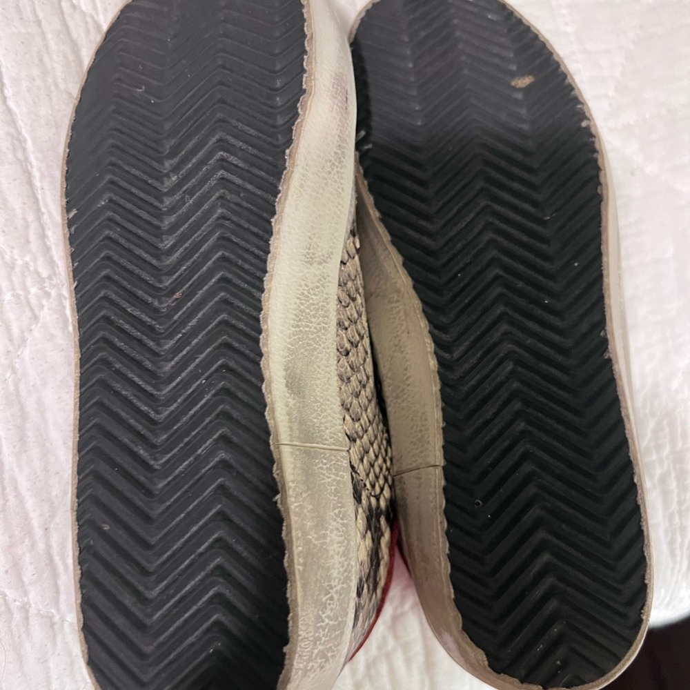 Golden Goose Low-Top Snake-Print Sneakers with Pink Heel - Picture 5 of 7